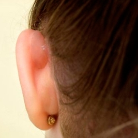 oídos para adultos – Correctores cosméticos oído – Pegatinas para las orejas  para pegar las orejas hacia atrás – Adhesivo impermeable en forma oreja